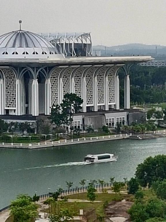 Ayer8 Putrajaya Guesthouse Zewnętrze zdjęcie
